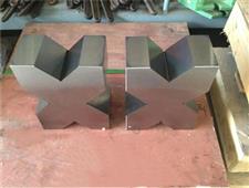 精密鑄鐵V型架-大型鑄鐵V型塊